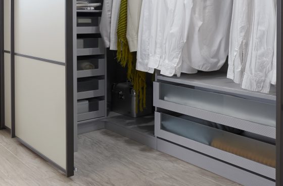 Schrank multiplus begehbar